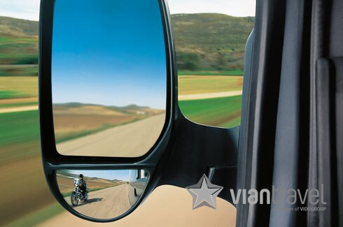 Xe 16 chỗ ngồi, Đón sân bay Tân Sơn Nhất về các quận nội thành TP Hồ Chí Minh